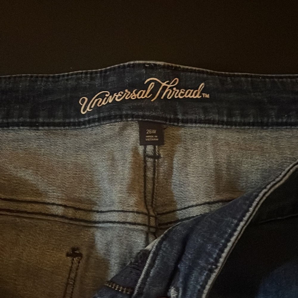 Universal Thread Jean Shorts - Picture 2 of 5